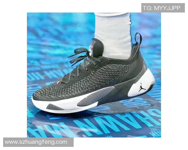 球星同款最帅足球鞋推荐 打造专属你的赛场风采