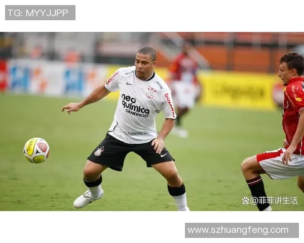 足球运动员大巴球星：如何从场上到场外塑造传奇人物的独特魅力与影响力